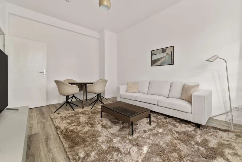 Attraktive 3-Zimmer Wohnung in Wedding - voll möbliert — photo 1